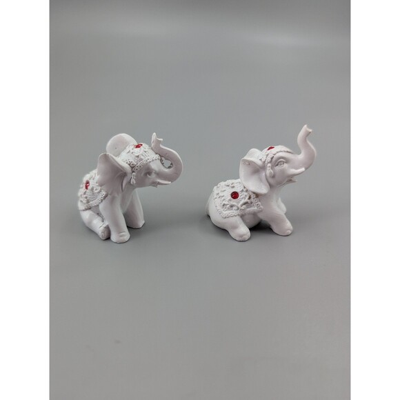 Set of 2‎ White and red Elephant figurines small decor - Picture 3 of 5